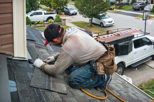 Professional Roofing technician working in South Lyme, CT